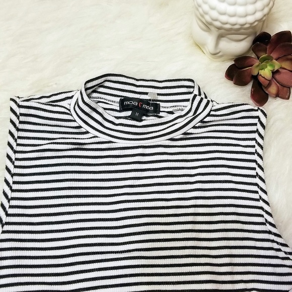 Moa Moa Long Striped Sleeveless Tunic Top - Picture 3 of 8